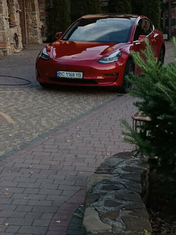 Красный Тесла Модель 3, объемом двигателя 0 л и пробегом 129 тыс. км за 20999 $, фото 64 на Automoto.ua