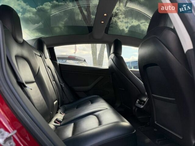 Красный Тесла Модель 3, объемом двигателя 0 л и пробегом 160 тыс. км за 16800 $, фото 16 на Automoto.ua