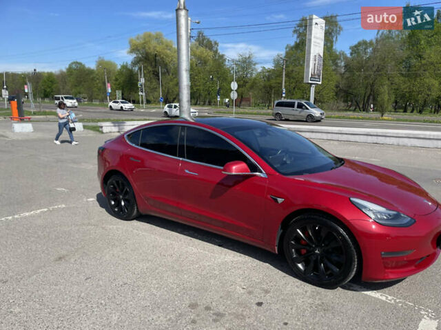 Красный Тесла Модель 3, объемом двигателя 0 л и пробегом 84 тыс. км за 17500 $, фото 11 на Automoto.ua