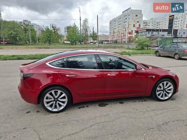 Красный Тесла Модель 3, объемом двигателя 0 л и пробегом 96 тыс. км за 16800 $, фото 9 на Automoto.ua