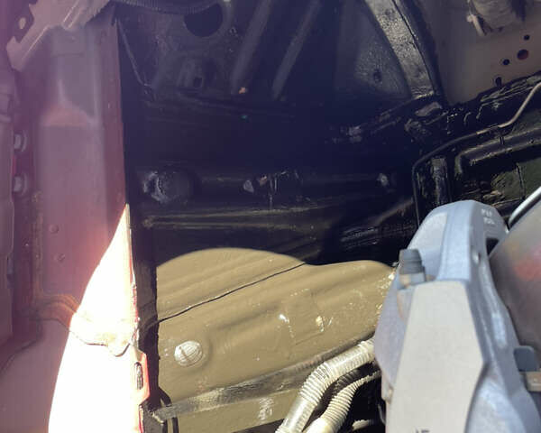 Червоний Тесла Модель 3, об'ємом двигуна 0 л та пробігом 90 тис. км за 16499 $, фото 42 на Automoto.ua