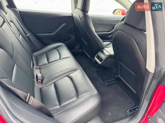 Красный Тесла Модель 3, объемом двигателя 0 л и пробегом 148 тыс. км за 16000 $, фото 12 на Automoto.ua