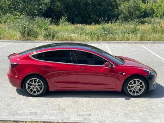 Красный Тесла Модель 3, объемом двигателя 0 л и пробегом 130 тыс. км за 14000 $, фото 6 на Automoto.ua