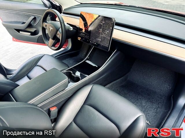 Червоний Тесла Модель 3, об'ємом двигуна 0 л та пробігом 43 тис. км за 17500 $, фото 8 на Automoto.ua