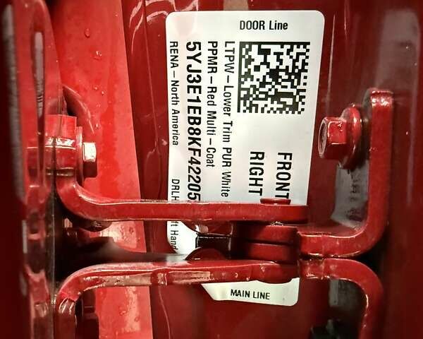 Красный Тесла Модель 3, объемом двигателя 0 л и пробегом 86 тыс. км за 19300 $, фото 10 на Automoto.ua