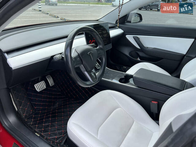 Красный Тесла Модель 3, объемом двигателя 0 л и пробегом 115 тыс. км за 19500 $, фото 10 на Automoto.ua