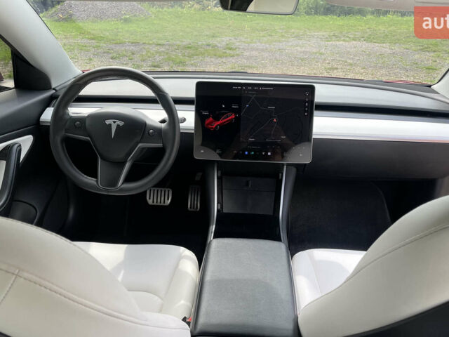 Красный Тесла Модель 3, объемом двигателя 0 л и пробегом 119 тыс. км за 21000 $, фото 12 на Automoto.ua