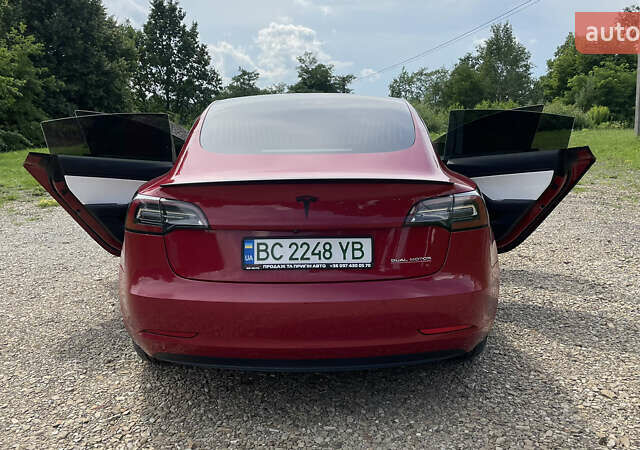 Червоний Тесла Модель 3, об'ємом двигуна 0 л та пробігом 119 тис. км за 19000 $, фото 5 на Automoto.ua