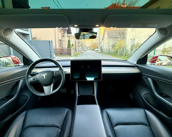 Червоний Тесла Модель 3, об'ємом двигуна 0 л та пробігом 84 тис. км за 18200 $, фото 13 на Automoto.ua