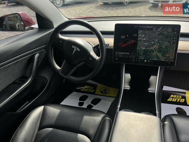 Красный Тесла Модель 3, объемом двигателя 0 л и пробегом 133 тыс. км за 15990 $, фото 14 на Automoto.ua