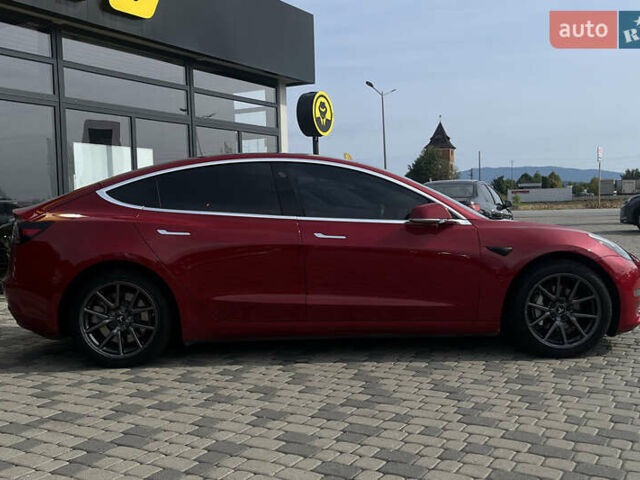 Красный Тесла Модель 3, объемом двигателя 0 л и пробегом 133 тыс. км за 15990 $, фото 7 на Automoto.ua