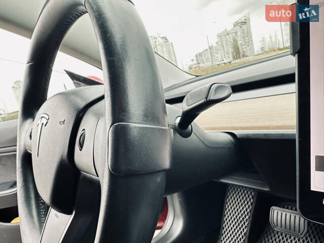 Красный Тесла Модель 3, объемом двигателя 0 л и пробегом 146 тыс. км за 17900 $, фото 18 на Automoto.ua