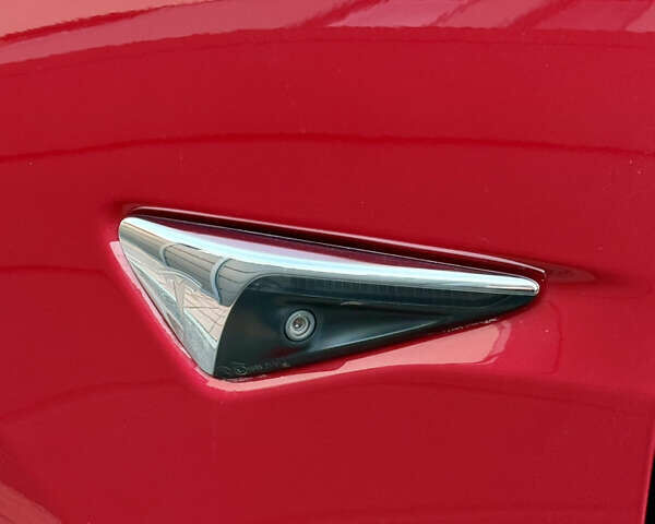 Червоний Тесла Модель 3, об'ємом двигуна 0 л та пробігом 84 тис. км за 18200 $, фото 16 на Automoto.ua