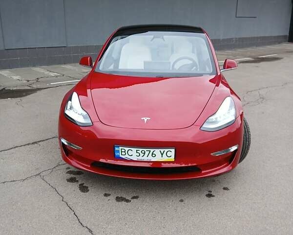 Червоний Тесла Модель 3, об'ємом двигуна 0 л та пробігом 105 тис. км за 17500 $, фото 17 на Automoto.ua