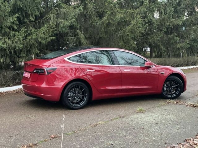 Червоний Тесла Модель 3, об'ємом двигуна 0 л та пробігом 124 тис. км за 15000 $, фото 2 на Automoto.ua
