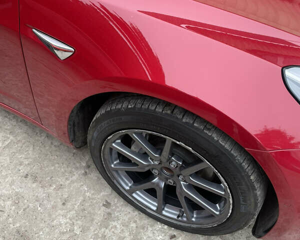 Червоний Тесла Модель 3, об'ємом двигуна 0 л та пробігом 93 тис. км за 13600 $, фото 6 на Automoto.ua