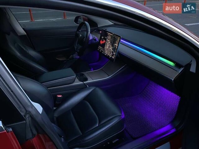 Червоний Тесла Модель 3, об'ємом двигуна 0 л та пробігом 92 тис. км за 18700 $, фото 1 на Automoto.ua