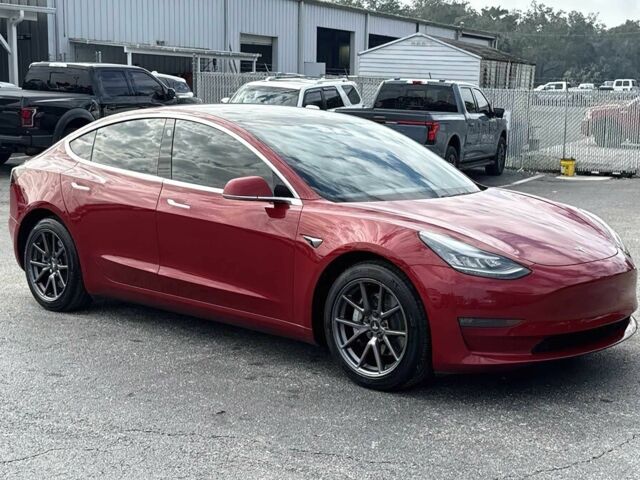 Червоний Тесла Модель 3, об'ємом двигуна 0 л та пробігом 42 тис. км за 10500 $, фото 2 на Automoto.ua