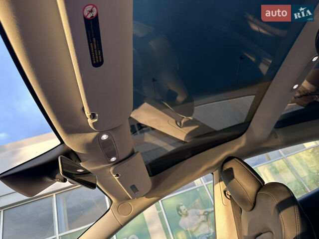 Красный Тесла Модель 3, объемом двигателя 0 л и пробегом 39 тыс. км за 20000 $, фото 12 на Automoto.ua