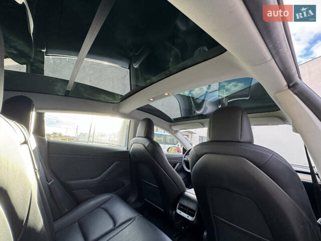 Тесла Модель 3 2019 у Луцьку на Automoto.ua Червоний Тесла Модель 3, об'ємом двигуна 0 л та пробігом 114 тис. км за 16900 $, фото 44 на Automoto.ua