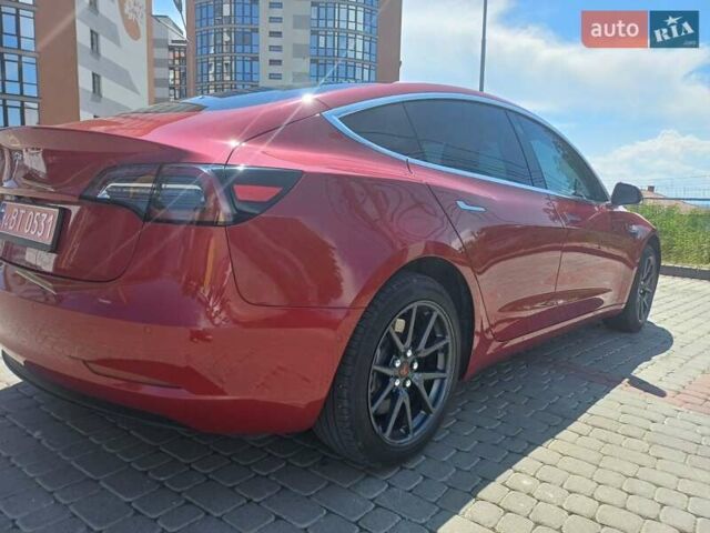 Красный Тесла Модель 3, объемом двигателя 0 л и пробегом 23 тыс. км за 17900 $, фото 7 на Automoto.ua