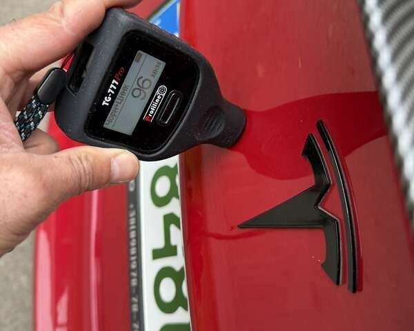 Красный Тесла Модель 3, объемом двигателя 0 л и пробегом 86 тыс. км за 19300 $, фото 25 на Automoto.ua