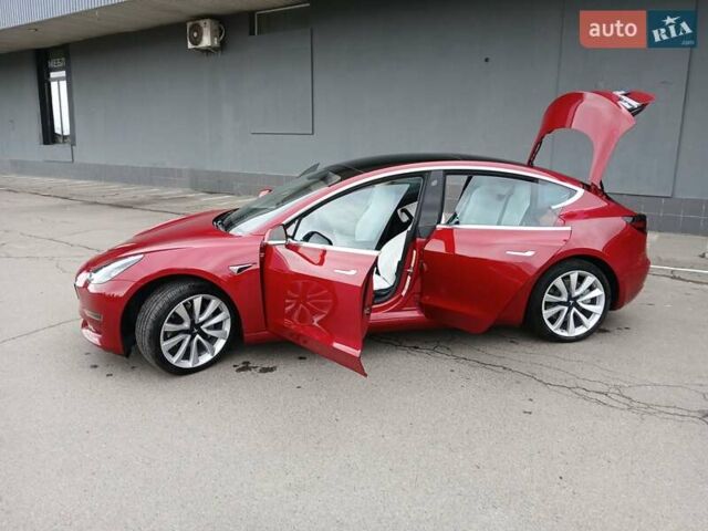 Червоний Тесла Модель 3, об'ємом двигуна 0 л та пробігом 105 тис. км за 17500 $, фото 15 на Automoto.ua