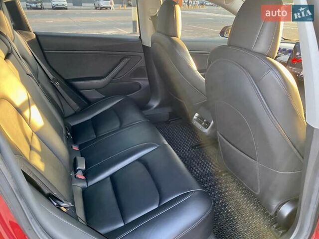 Червоний Тесла Модель 3, об'ємом двигуна 0 л та пробігом 92 тис. км за 18700 $, фото 8 на Automoto.ua