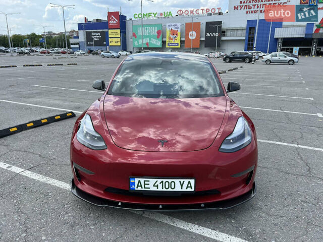 Красный Тесла Модель 3, объемом двигателя 0 л и пробегом 115 тыс. км за 19500 $, фото 6 на Automoto.ua