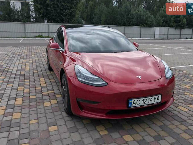 Красный Тесла Модель 3, объемом двигателя 0 л и пробегом 67 тыс. км за 16000 $, фото 2 на Automoto.ua