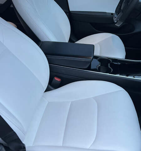 Червоний Тесла Модель 3, об'ємом двигуна 0 л та пробігом 149 тис. км за 19499 $, фото 13 на Automoto.ua