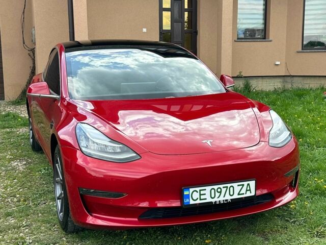 Тесла Модель 3 2019 в Черновцах на Automoto.ua Красный Тесла Модель 3, объемом двигателя 0 л и пробегом 117 тыс. км за 17500 $, фото 2 на Automoto.ua