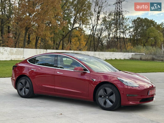 Тесла Модель 3 2019 у Луцьку на Automoto.ua Червоний Тесла Модель 3, об'ємом двигуна 0 л та пробігом 114 тис. км за 16900 $, фото 16 на Automoto.ua