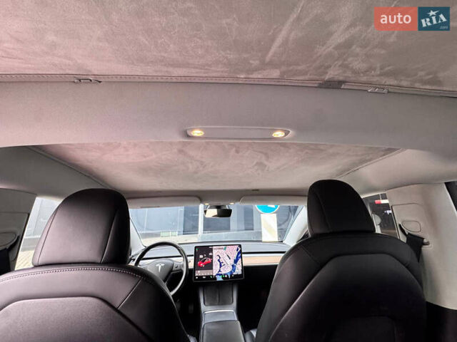 Красный Тесла Модель 3, объемом двигателя 0 л и пробегом 96 тыс. км за 17700 $, фото 18 на Automoto.ua