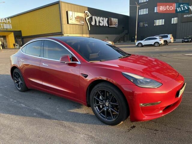 Червоний Тесла Модель 3, об'ємом двигуна 0 л та пробігом 92 тис. км за 18700 $, фото 4 на Automoto.ua