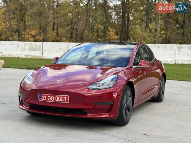 Тесла Модель 3 2019 у Луцьку на Automoto.ua Червоний Тесла Модель 3, об'ємом двигуна 0 л та пробігом 114 тис. км за 16900 $, фото 4 на Automoto.ua