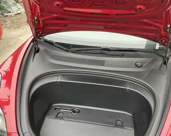 Червоний Тесла Модель 3, об'ємом двигуна 0 л та пробігом 93 тис. км за 13600 $, фото 13 на Automoto.ua