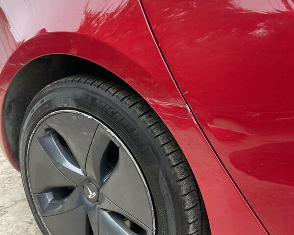 Червоний Тесла Модель 3, об'ємом двигуна 0 л та пробігом 93 тис. км за 13600 $, фото 5 на Automoto.ua