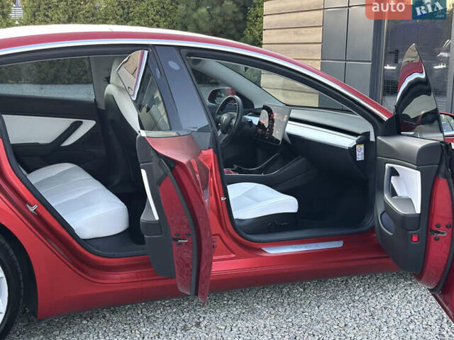 Червоний Тесла Модель 3, об'ємом двигуна 0 л та пробігом 36 тис. км за 32000 $, фото 1 на Automoto.ua