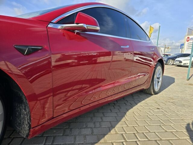 Красный Тесла Модель 3, объемом двигателя 0 л и пробегом 100 тыс. км за 18000 $, фото 4 на Automoto.ua