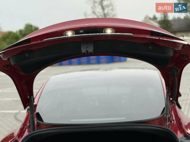 Красный Тесла Модель 3, объемом двигателя 0 л и пробегом 85 тыс. км за 22999 $, фото 48 на Automoto.ua