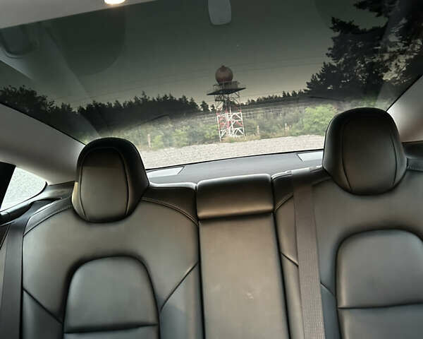 Тесла Модель 3 2020 в Львове на Automoto.ua Красный Тесла Модель 3, объемом двигателя 0 л и пробегом 80 тыс. км за 22000 $, фото 24 на Automoto.ua