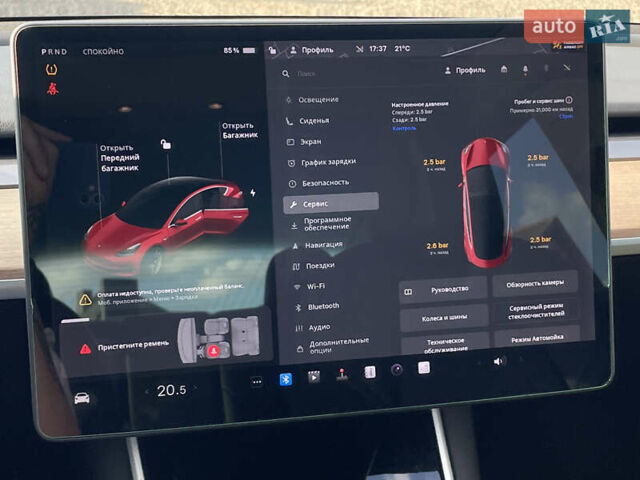 Красный Тесла Модель 3, объемом двигателя 0 л и пробегом 120 тыс. км за 18999 $, фото 61 на Automoto.ua