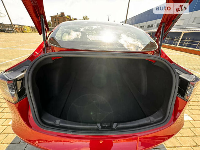 Червоний Тесла Модель 3, об'ємом двигуна 0 л та пробігом 80 тис. км за 22500 $, фото 4 на Automoto.ua
