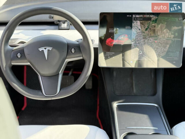Красный Тесла Модель 3, объемом двигателя 0 л и пробегом 97 тыс. км за 19999 $, фото 16 на Automoto.ua