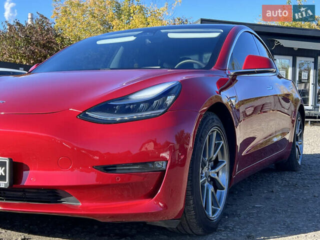 Тесла Модель 3 2020 у Луцьку на Automoto.ua Червоний Тесла Модель 3, об'ємом двигуна 0 л та пробігом 120 тис. км за 18500 $, фото 10 на Automoto.ua