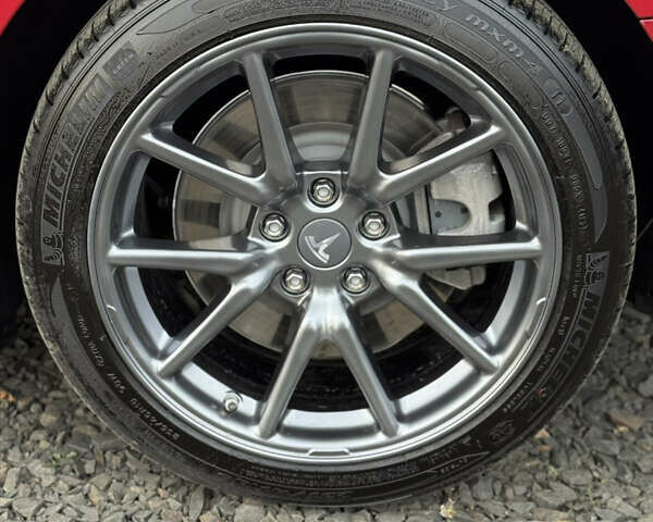 Красный Тесла Модель 3, объемом двигателя 0 л и пробегом 120 тыс. км за 18500 $, фото 14 на Automoto.ua