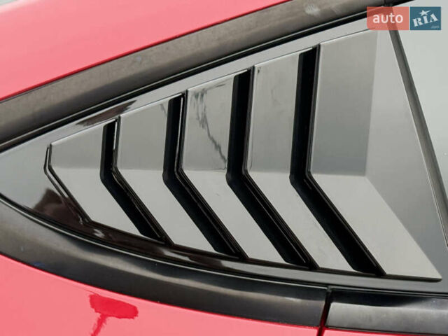 Красный Тесла Модель 3, объемом двигателя 0 л и пробегом 85 тыс. км за 22999 $, фото 55 на Automoto.ua