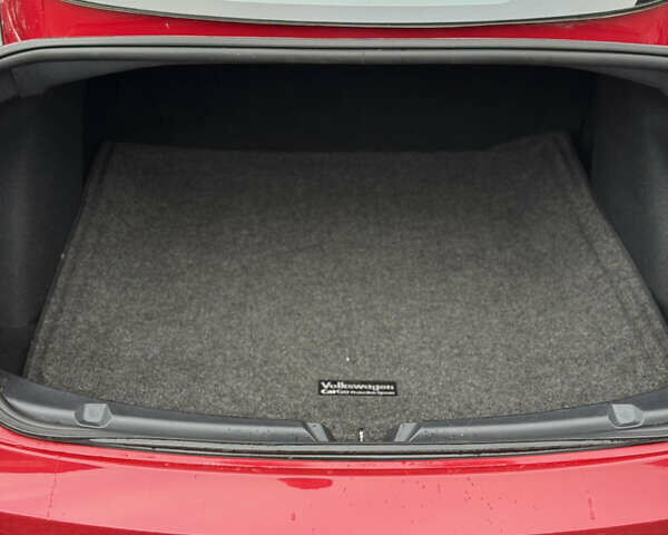 Красный Тесла Модель 3, объемом двигателя 0 л и пробегом 120 тыс. км за 18500 $, фото 17 на Automoto.ua