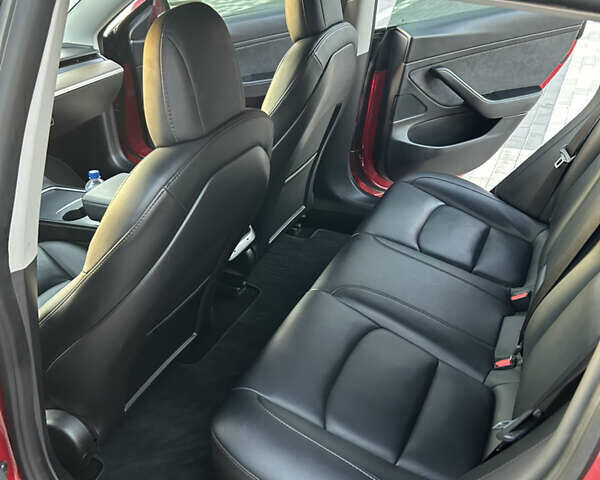 Тесла Модель 3 2020 в Львове на Automoto.ua Красный Тесла Модель 3, объемом двигателя 0 л и пробегом 80 тыс. км за 22000 $, фото 17 на Automoto.ua